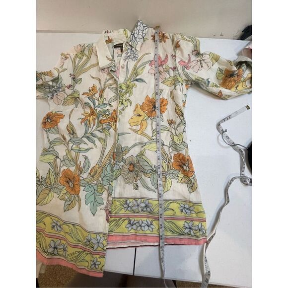 Tommy Bahama women’s 3/4 sleeve linen blouse button up soft colors - Picture 4 of 8